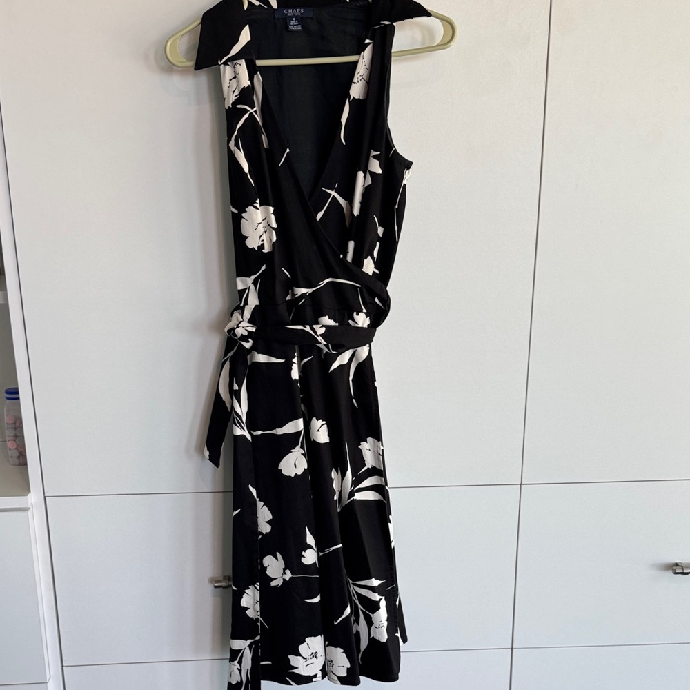 Chaps Black and White Floral Midi Dress